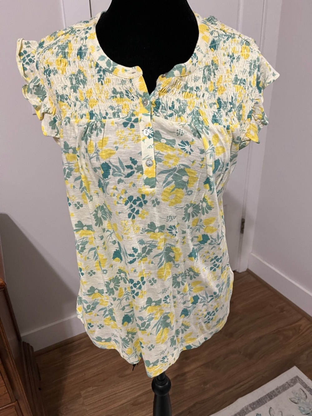 Women's Lucky Brand Yellow & Green Floral Short Sleeve Top Size Large